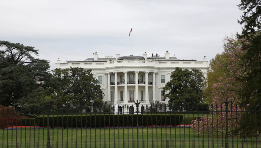 قد تواجه أسعار البنزين في الولايات المتحدة الأمريكية تداعيات سلبية